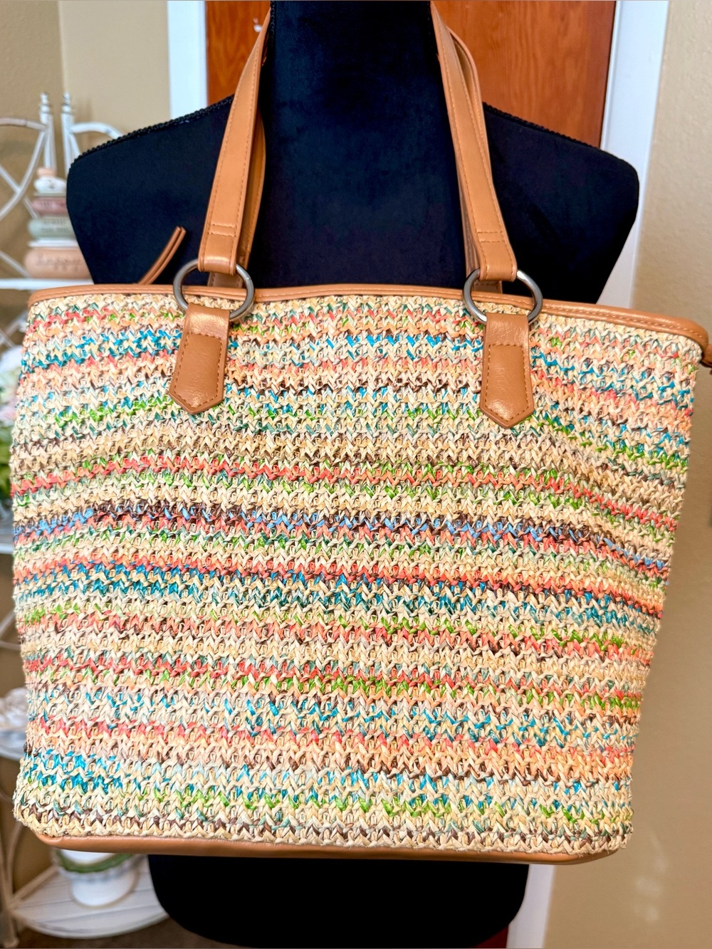 Bueno Woven Straw Tote w/Tan Handles - Multicolor